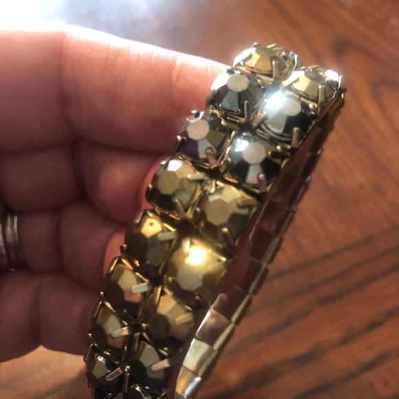 SALE Gorgeous Matching Earrings Ring & Bracelet - Picture 11 of 16